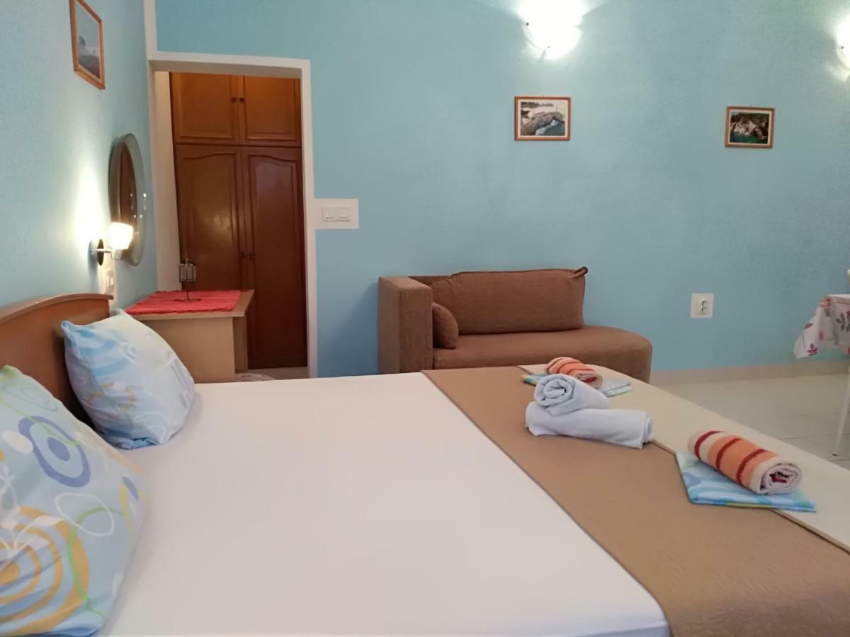 Apartmani Jovanovic Petrovac na moru Exterior foto