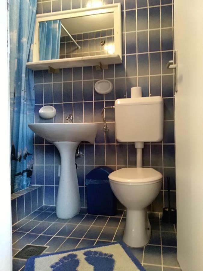 Apartmani Jovanovic Petrovac na moru Exterior foto