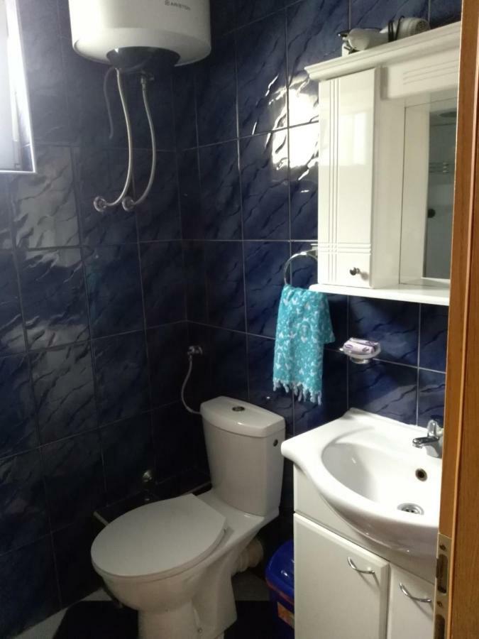 Apartmani Jovanovic Petrovac na moru Exterior foto